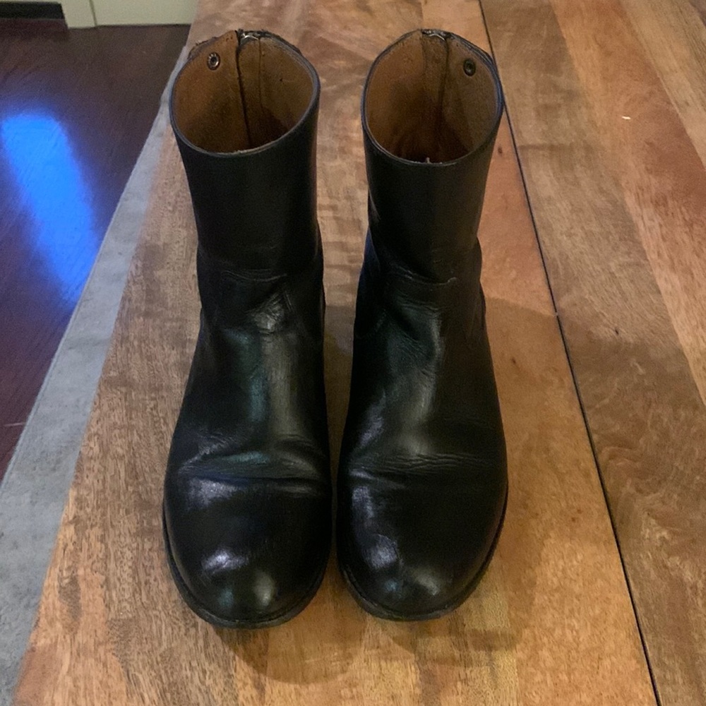 Frye Veronica boots